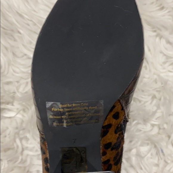 NEW • Jeffrey Campbell • Bentlee Cheetah Bootie 7 - Picture 5 of 5